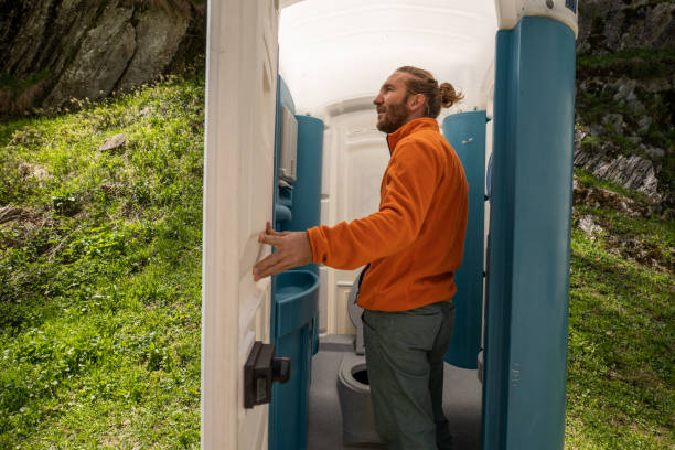 Best Portable bathroom rental  in Gates Mills, OH